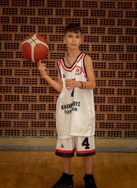 ΜΑΥΡΟΜΑΤΗΣ ΜΗΝΑΣ